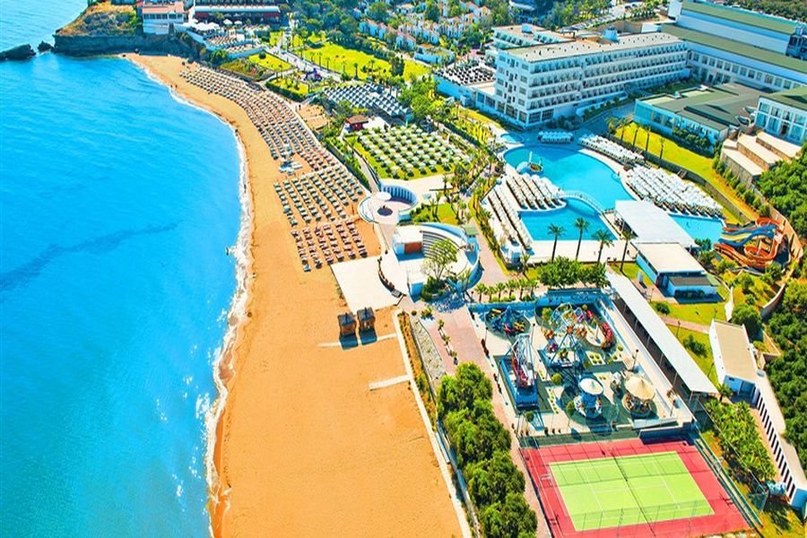 Unigenç Turizm - Acapulco Resort Convention SPA Hotel