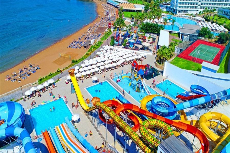 Unigenç Turizm - Acapulco Resort Convention SPA Hotel