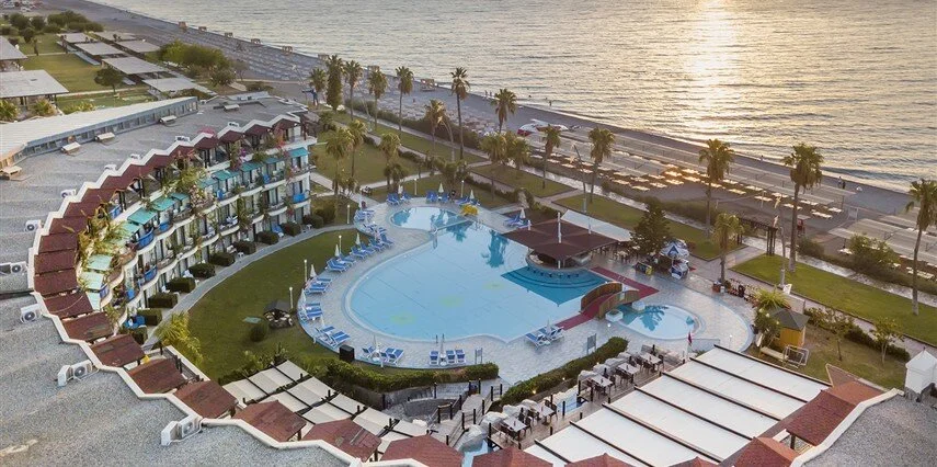 Unigenç Turizm - Armas Labada