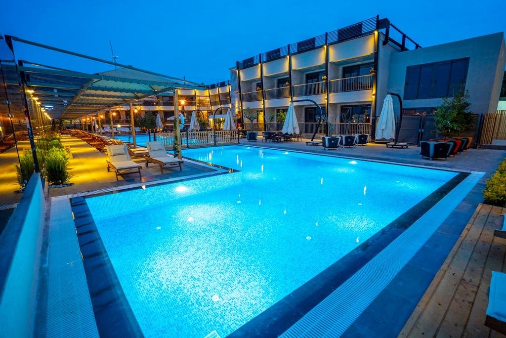 Unigenç Turizm - Kosa Otel Çeşme
