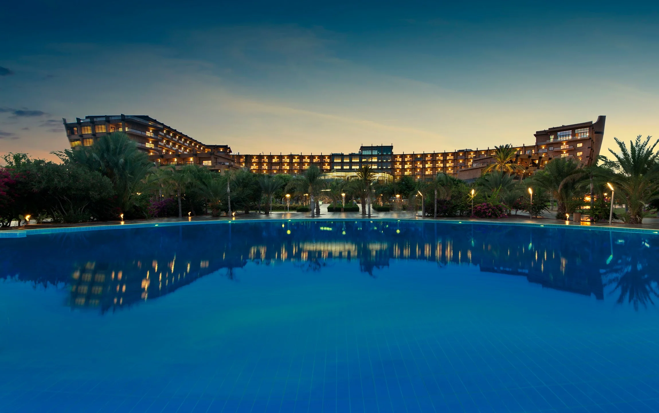 Uni Genç Turizm - Nuh'un Gemisi Deluxe Hotel & Spa