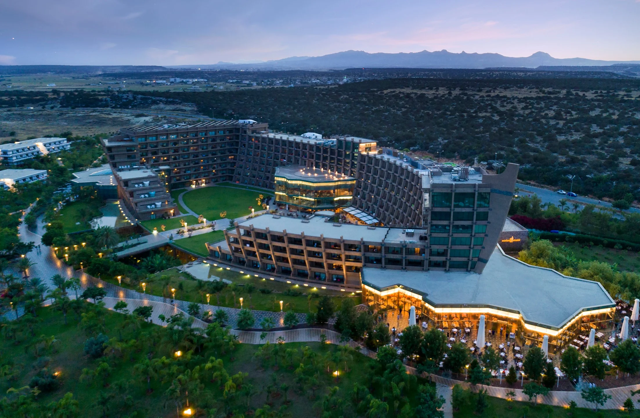 Uni Genç Turizm - Nuh'un Gemisi Deluxe Hotel & Spa