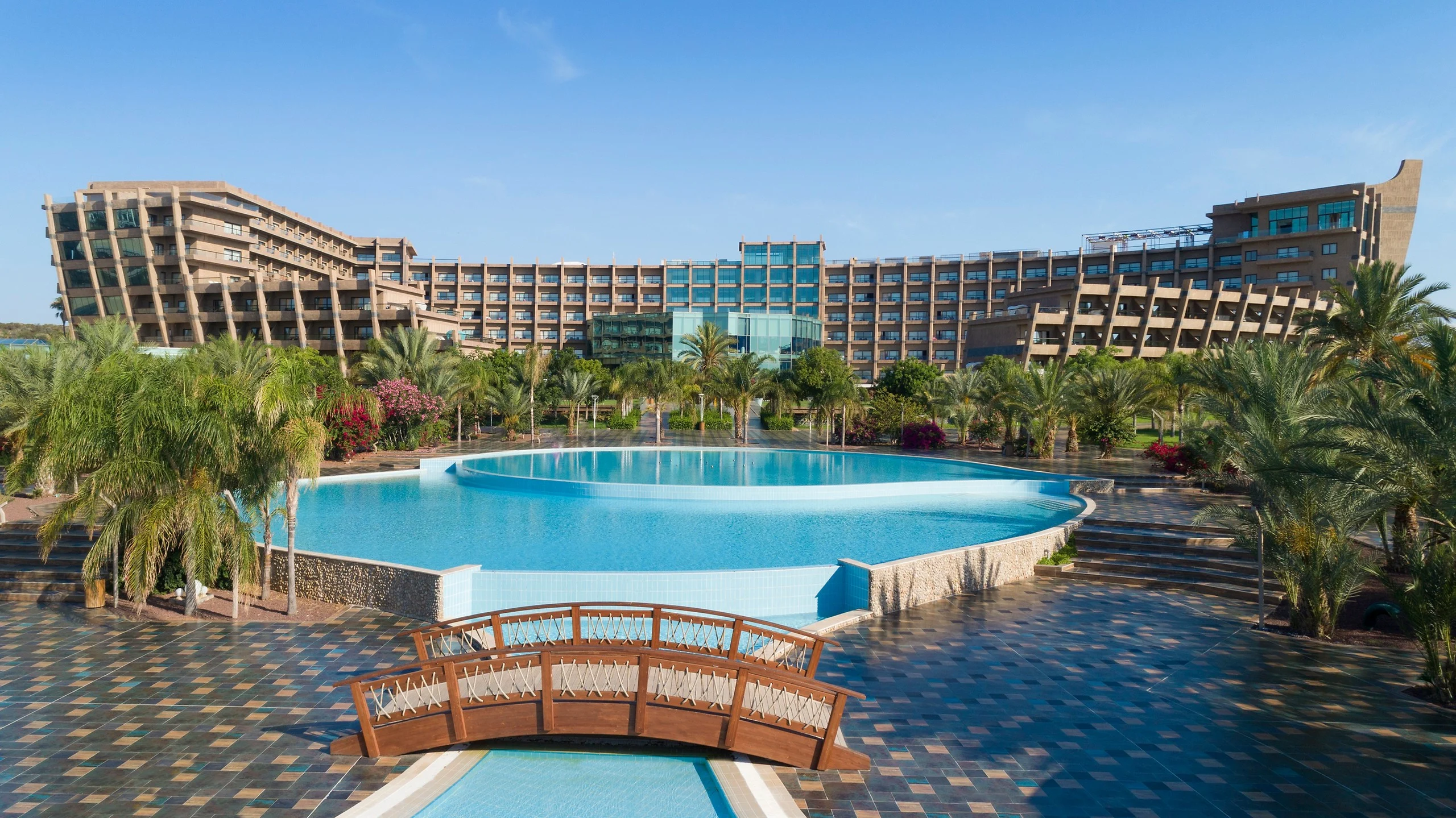 Uni Genç Turizm - Nuh'un Gemisi Deluxe Hotel & Spa