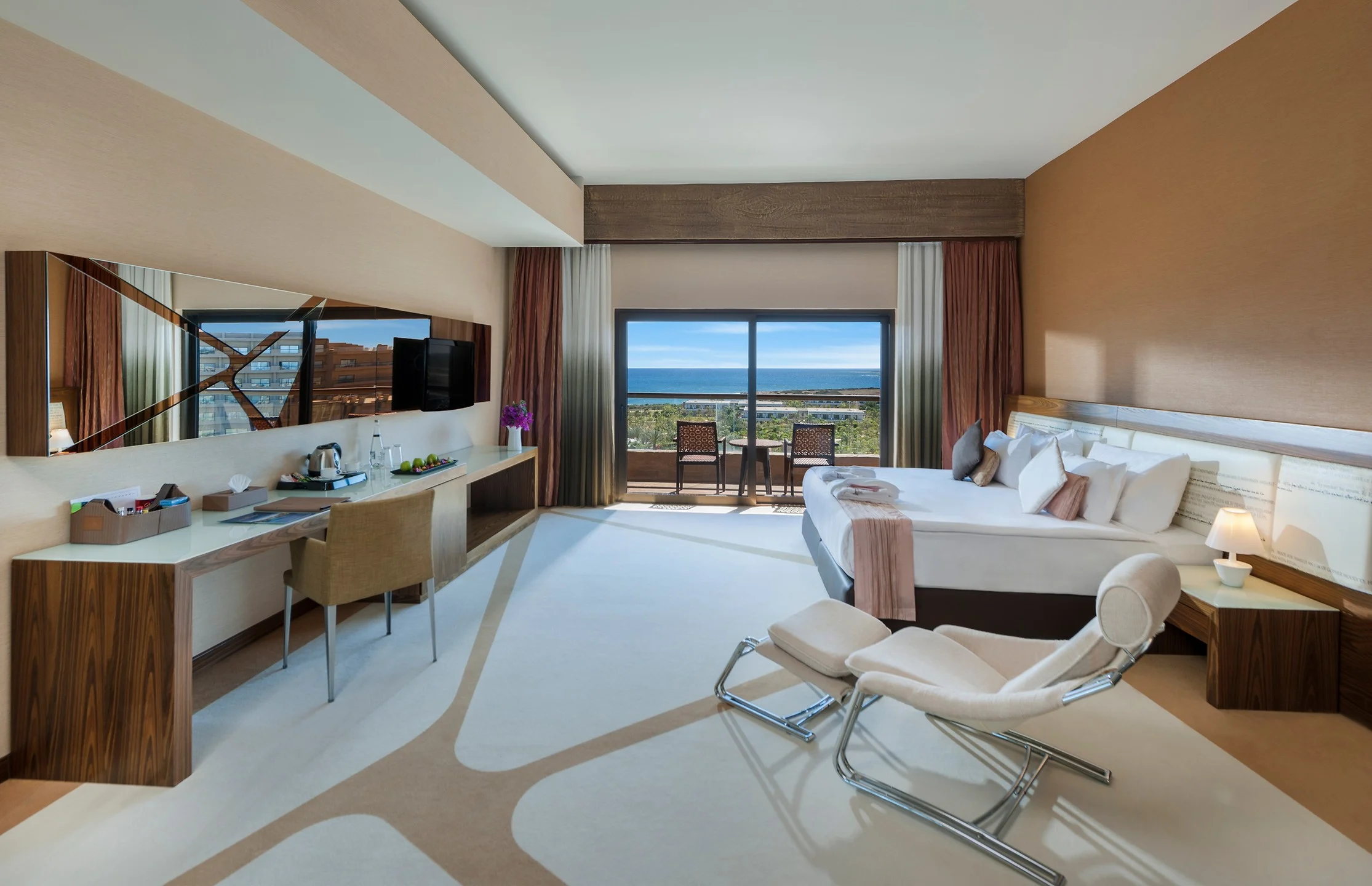 Uni Genç Turizm - Nuh'un Gemisi Deluxe Hotel & Spa