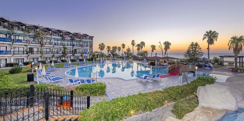 Unigenç Turizm - Armas Labada