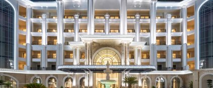 Uni Genç Turizm - Merit Royal Diamond Hotel & Casino & Spa
