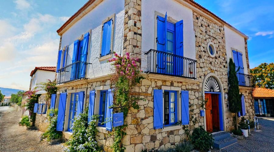 Uni Genç Turizm - Eğe'nin İncileri Turu - Bodrum - Kuşadası - Efes - Şirince - Akyaka - Gökova Turu