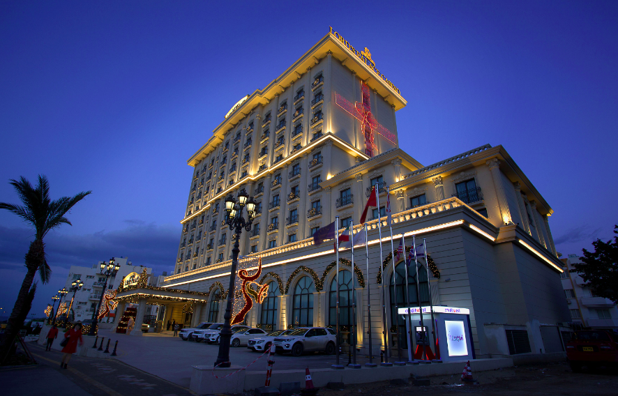 Unigenç Turizm - Kıbrıs Tatili - Lord's Palace Hotel (Uçak Bileti Dahil)