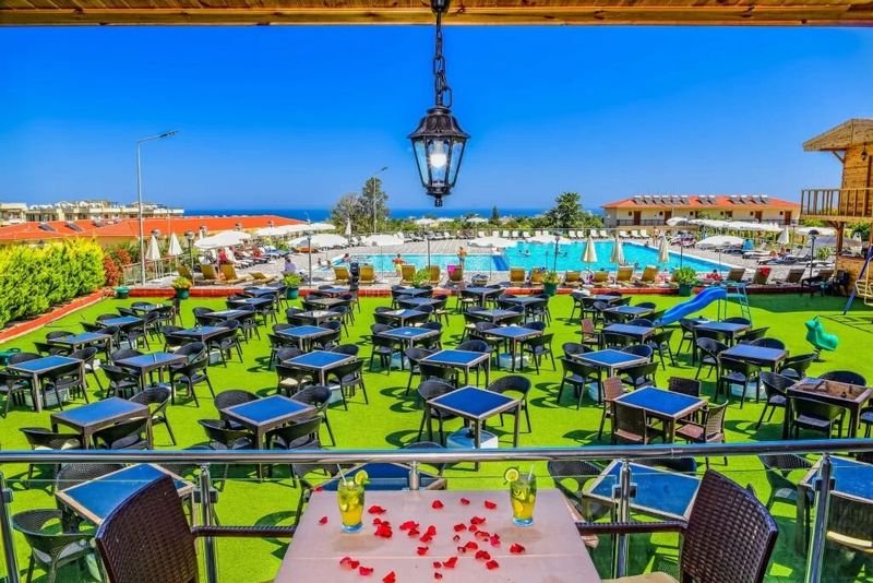 Unigenç Turizm - Kıbrıs Tatili - Riverside Garden Resort 4* (Uçak Bileti Dahil)